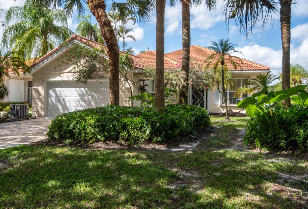 Photo of 283 Kelsey Park Circle, Palm Beach Gardens, FL 33410 (MLS # R11139718)
