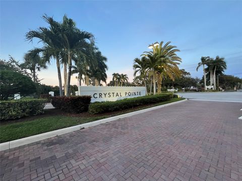 2524 La Cristal Cir Palm Beach Gardens FL 33410