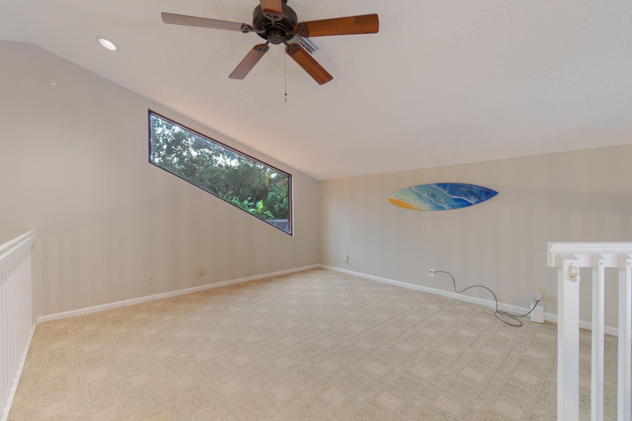 CRYSTAL POINTE - Residential