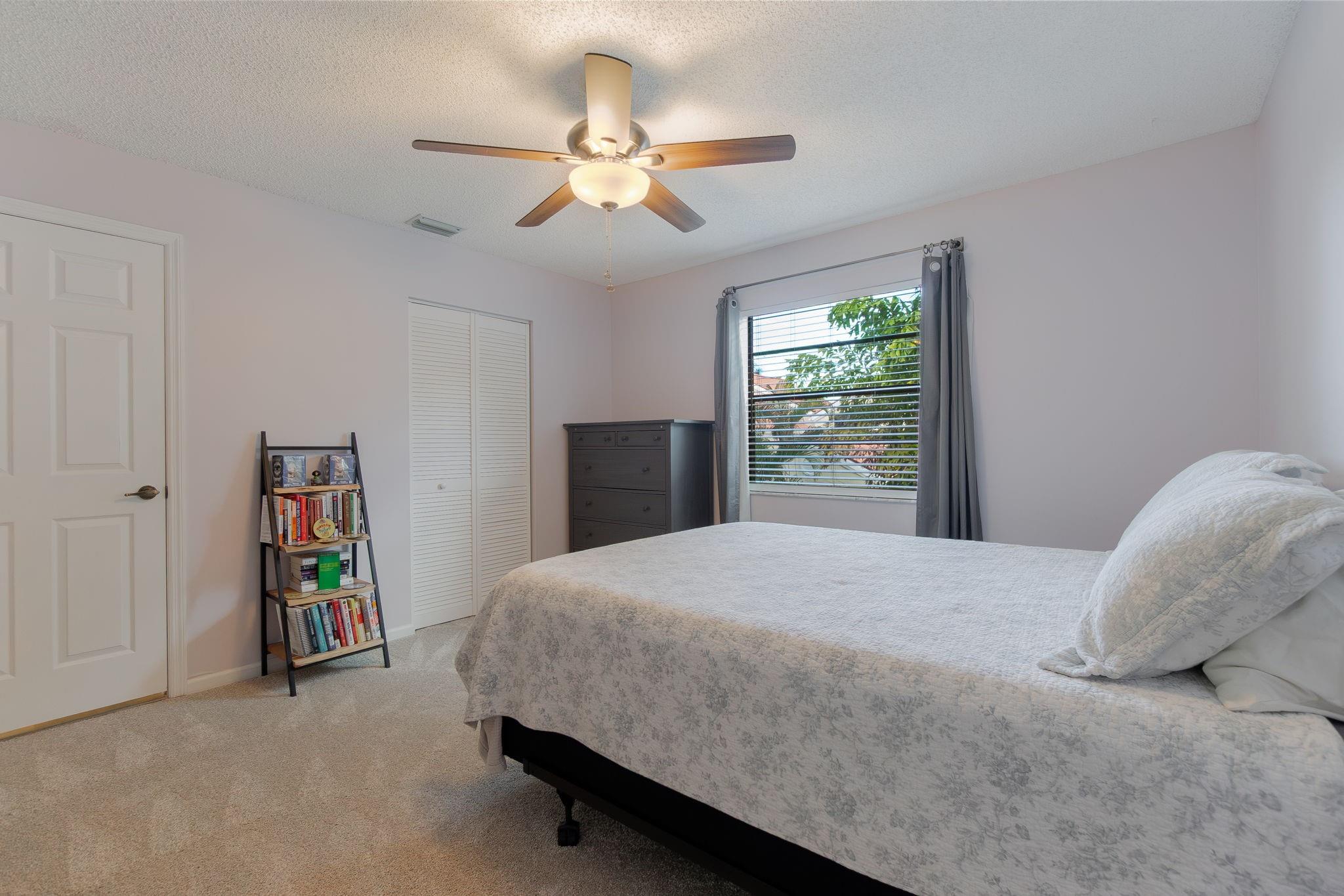 CRYSTAL POINTE - Residential