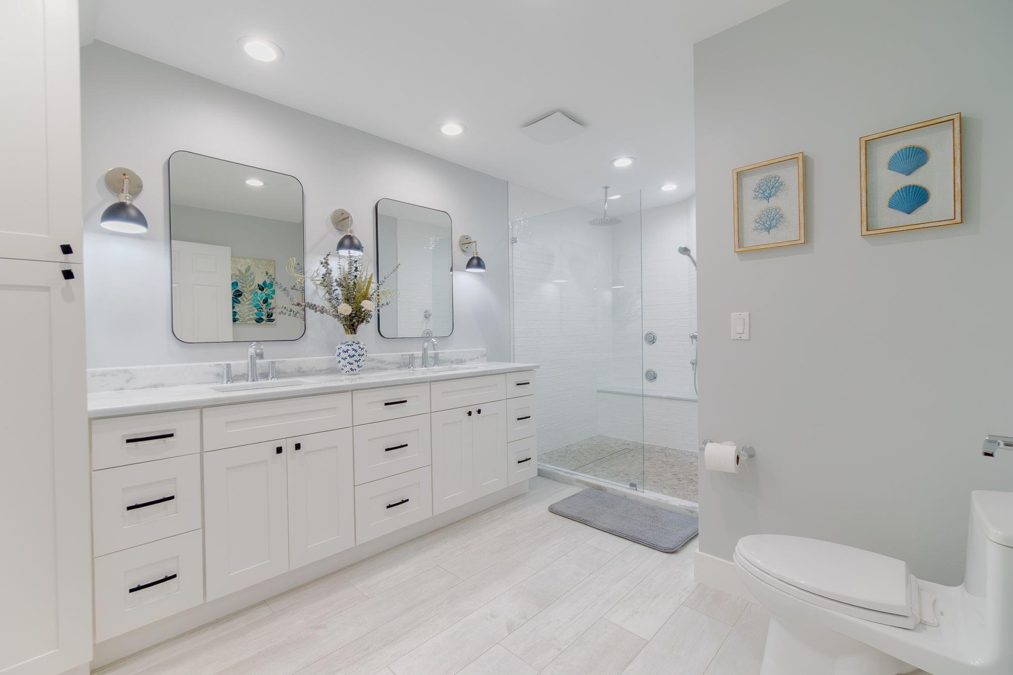 CRYSTAL POINTE - Residential