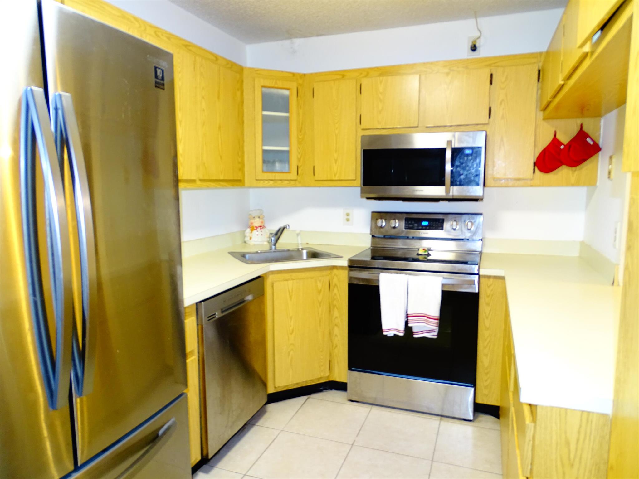 PINE RIDGE NORTH VILLAGE - Residential