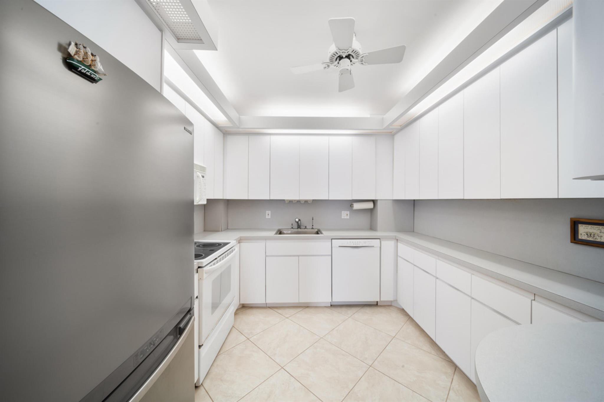 HEMISPHERES CONDO - Residential