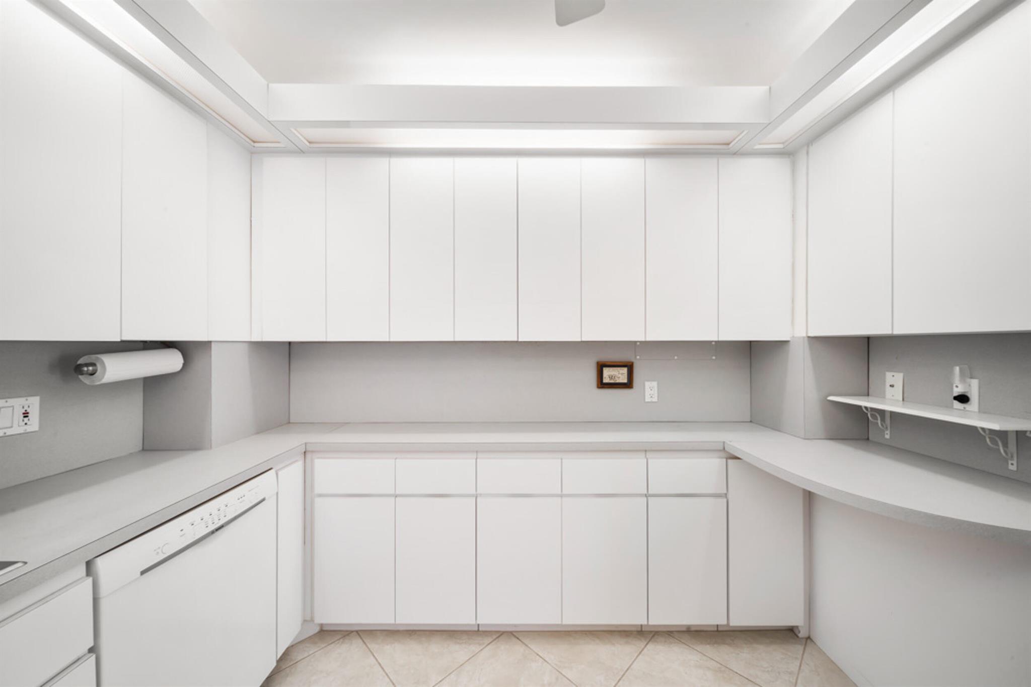 HEMISPHERES CONDO - Residential