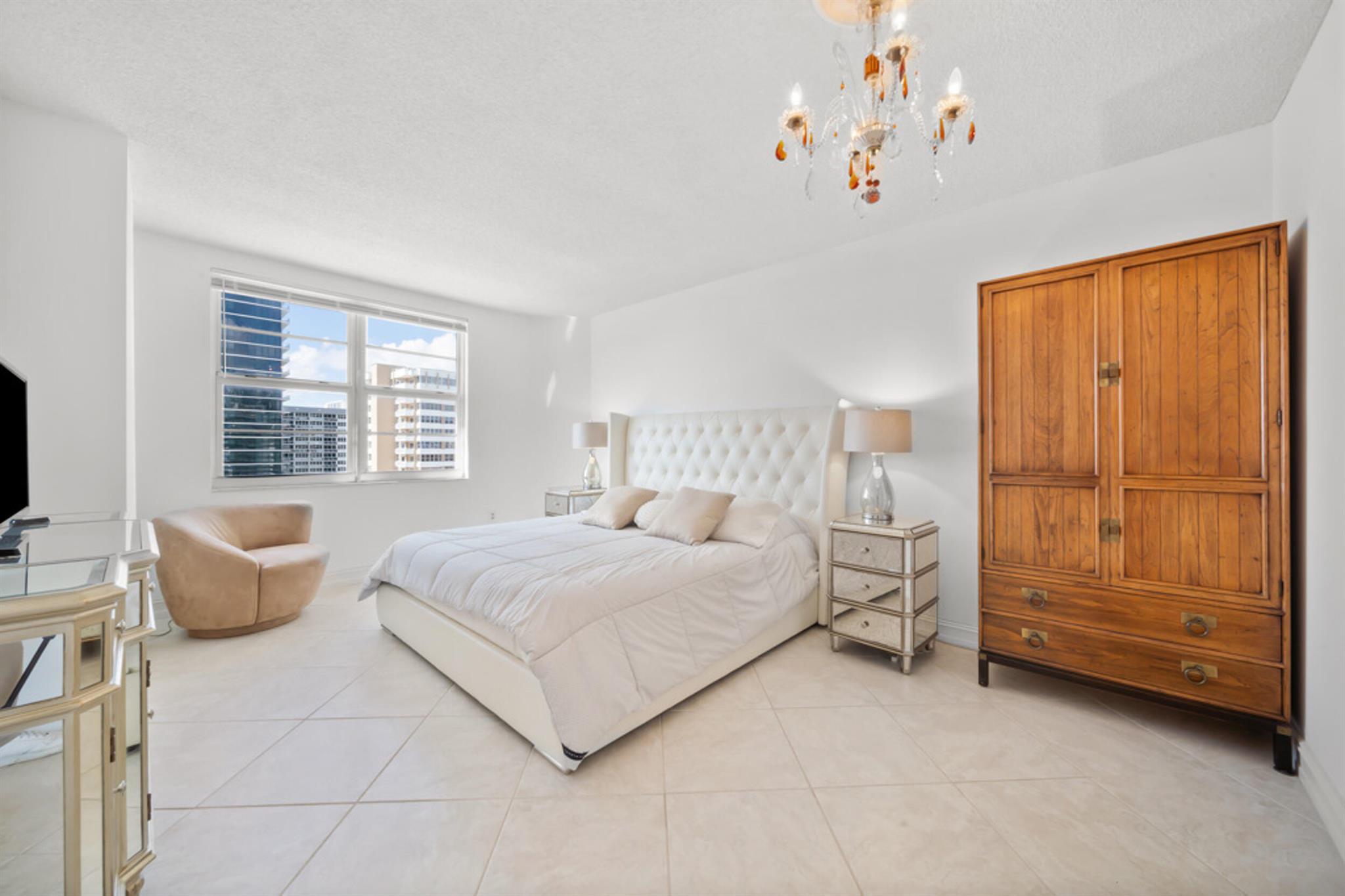 HEMISPHERES CONDO - Residential