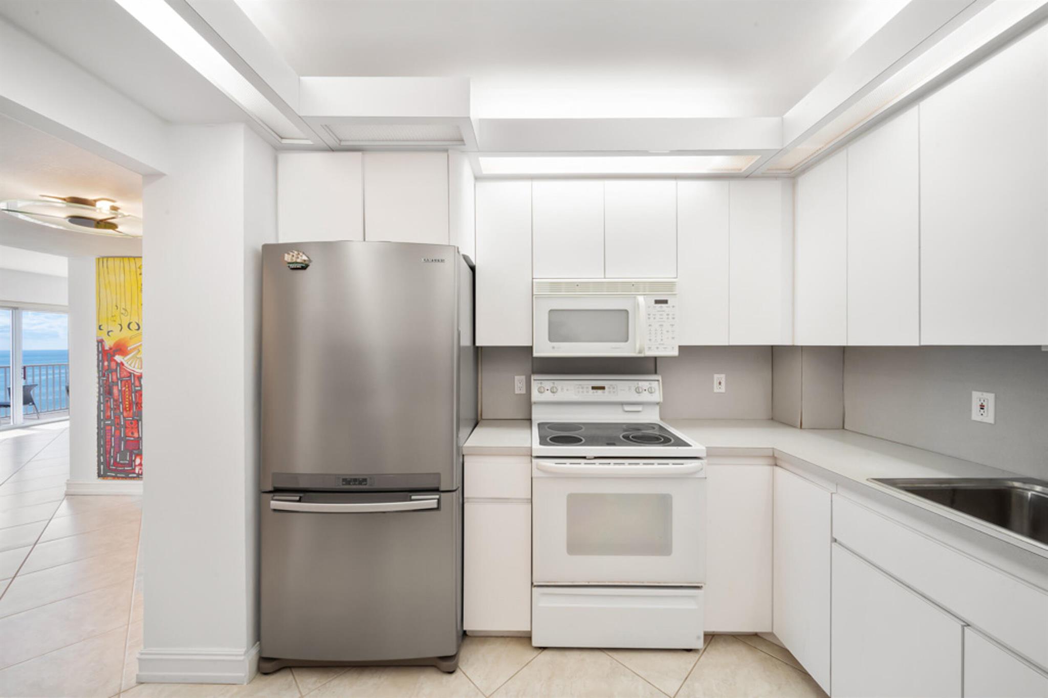 HEMISPHERES CONDO - Residential