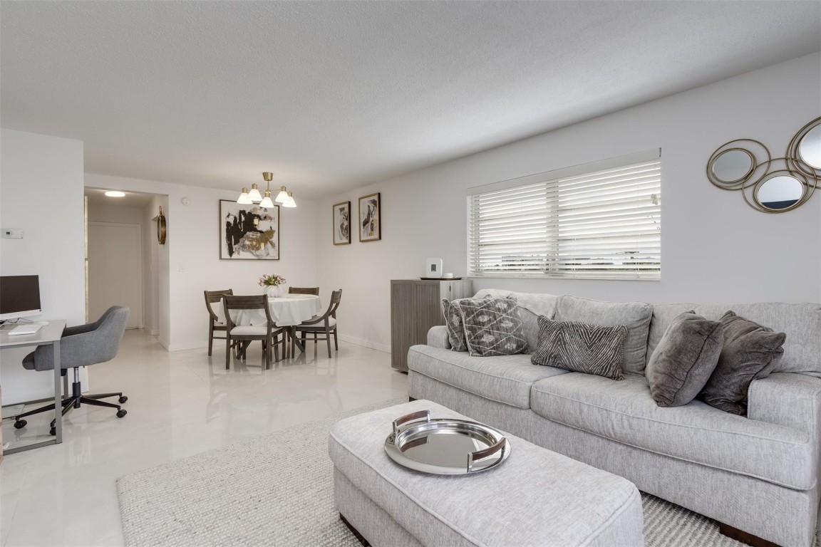 2601 NE 14th Street Causeway 445