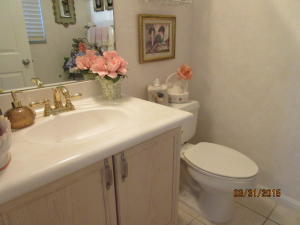 WINSTON TRAILS PAR 4 - Residential