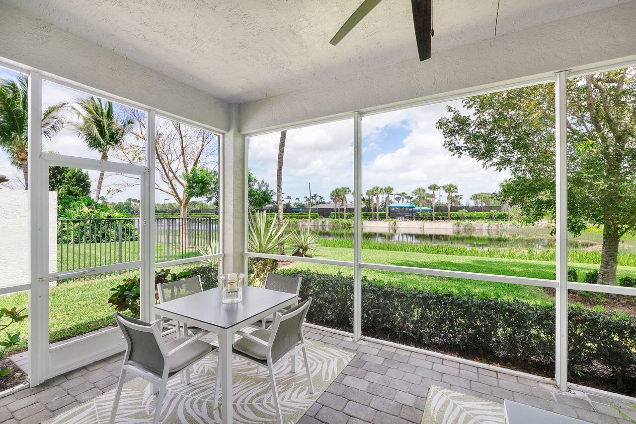 VALENCIA COVE AGR PUD SOUTH PL - Residential