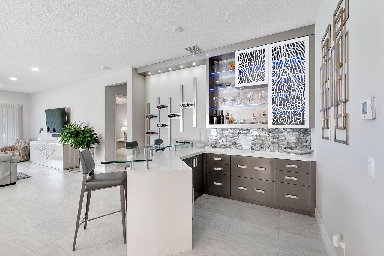 VALENCIA COVE AGR PUD SOUTH PL - Residential