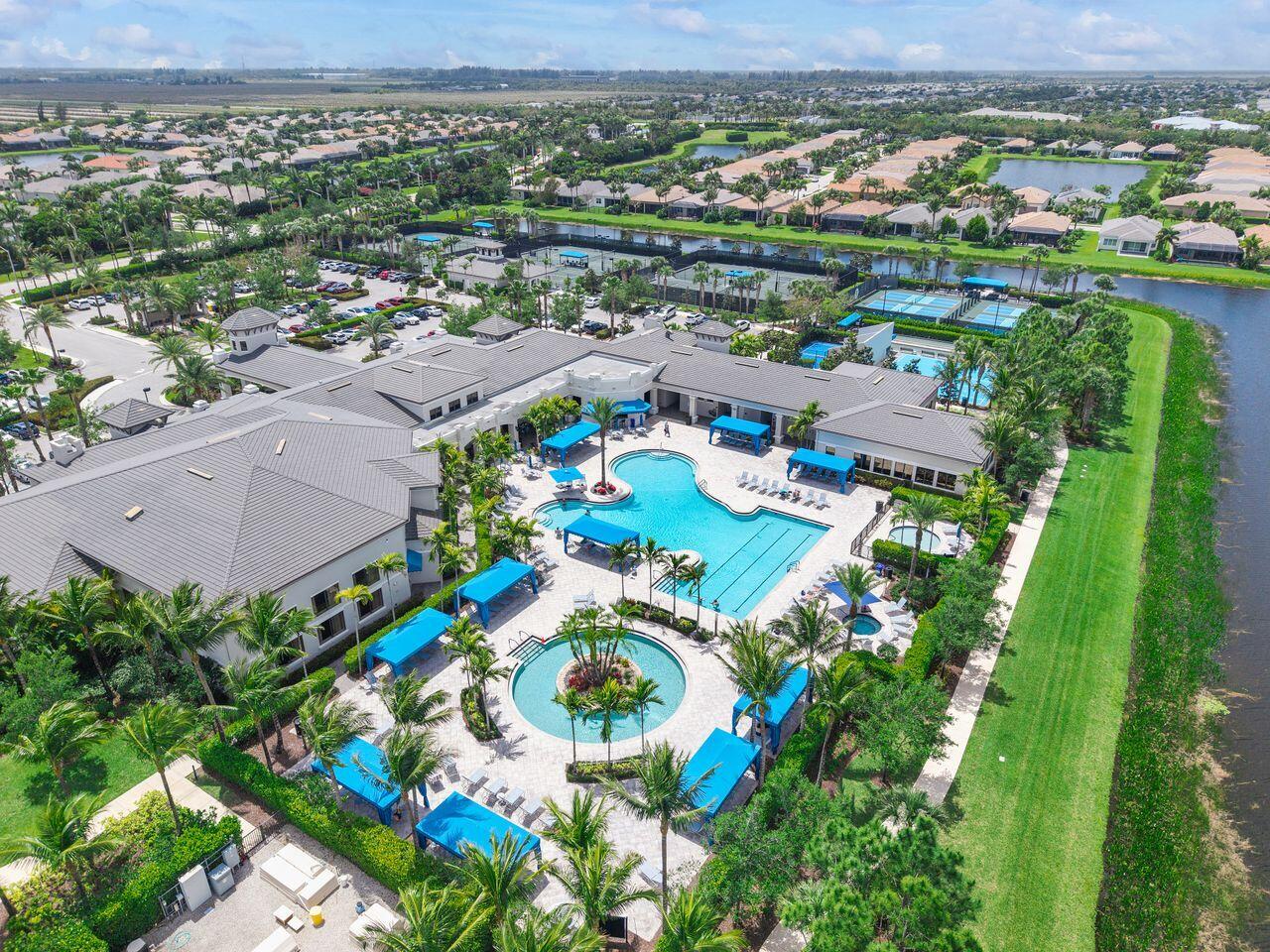 VALENCIA COVE AGR PUD SOUTH PL - Residential