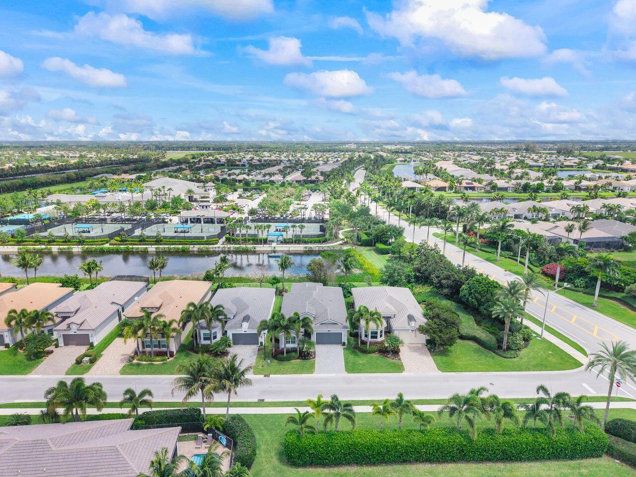 VALENCIA COVE AGR PUD SOUTH PL - Residential