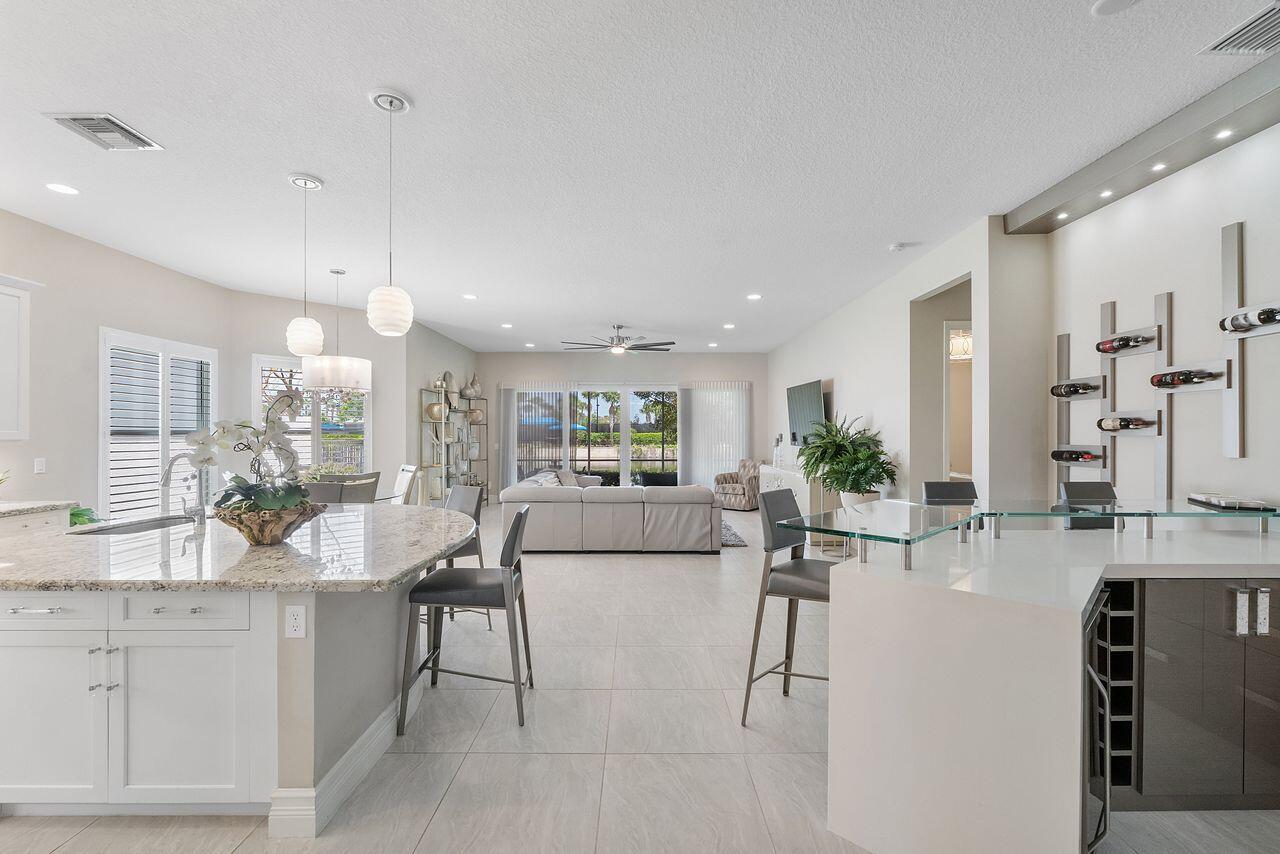 VALENCIA COVE AGR PUD SOUTH PL - Residential