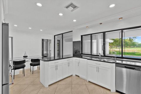 Tiny photo for 3500 N 45th Avenue, Hollywood, FL 33021 (MLS # B26052024)