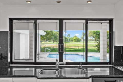 Tiny photo for 3500 N 45th Avenue, Hollywood, FL 33021 (MLS # B26052024)