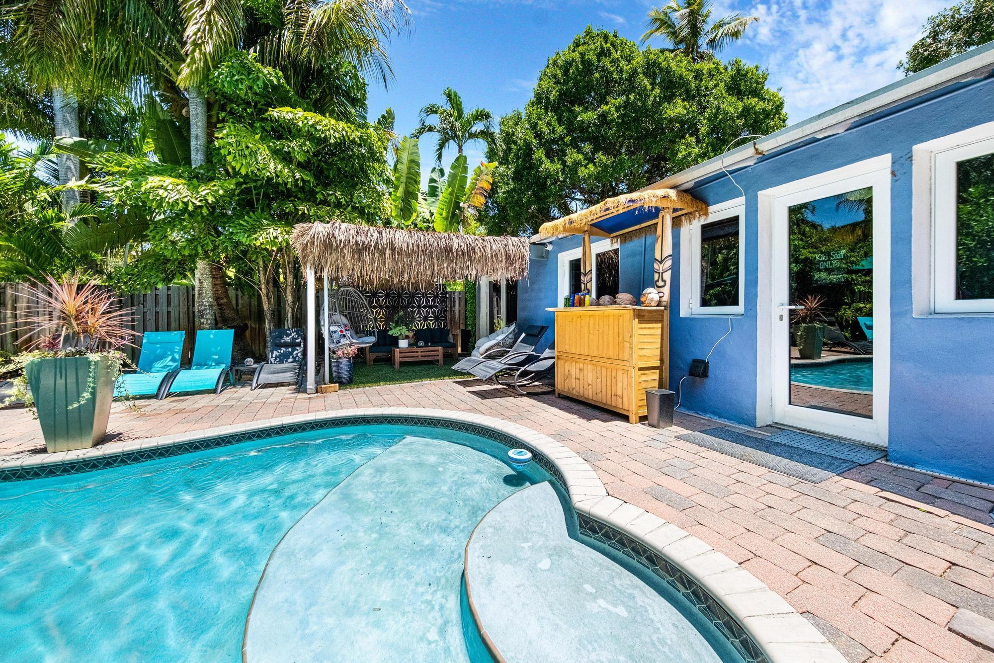 Kiki Corner, located in the heart of Wilton Manors, presents a unique investment opportunity currently being marketed to the LGBT community. This property is designed w. a live/rent layout, giving the owner lots of privacy while offering 5 additional rental spaces. Each potential income area has its own private entry patio, providing a steady stream of income. With a solid capitalization (cap) rate of 6.7%, this is an attractive prospect for investors seeking reliable returns. Wilton Manors is one of the most desirable communities in the area, known for its vibrant atmosphere, close-knit neighborhood, & prime location. Whether you're an experienced investor or looking to be a part of this dynamic community, it offers an exceptional opportunity to own property in a highly sought-after area.