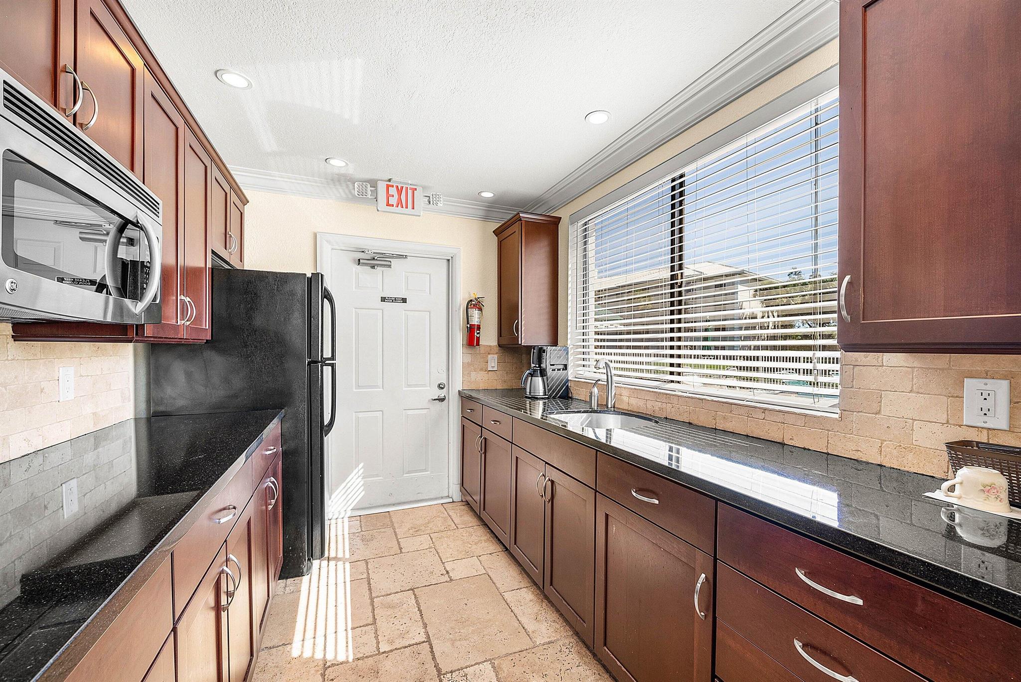 WHITEHALL CONDO AT CAMINO - Residential