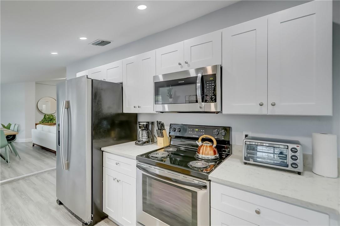 Hibiscus Park 23-29 B - Residential
