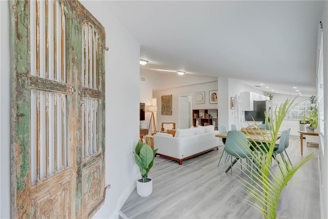 Hibiscus Park 23-29 B - Residential