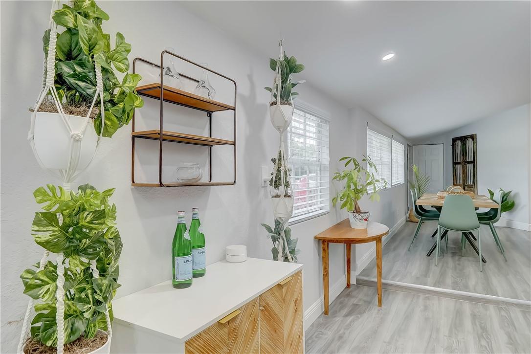 Hibiscus Park 23-29 B - Residential