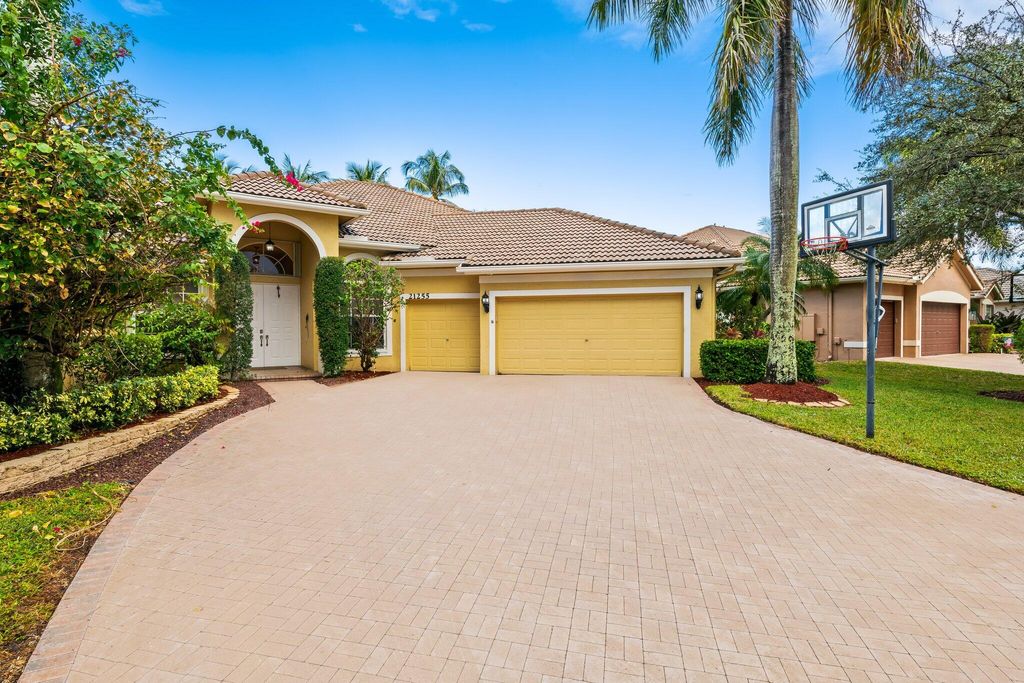 Photo of 21255 Falls Ridge Way, Boca Raton, FL 33428 (MLS # R11045949)