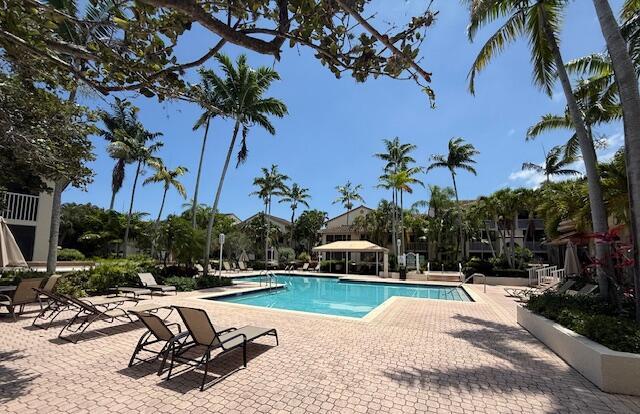 1101 Glenmoor Drive