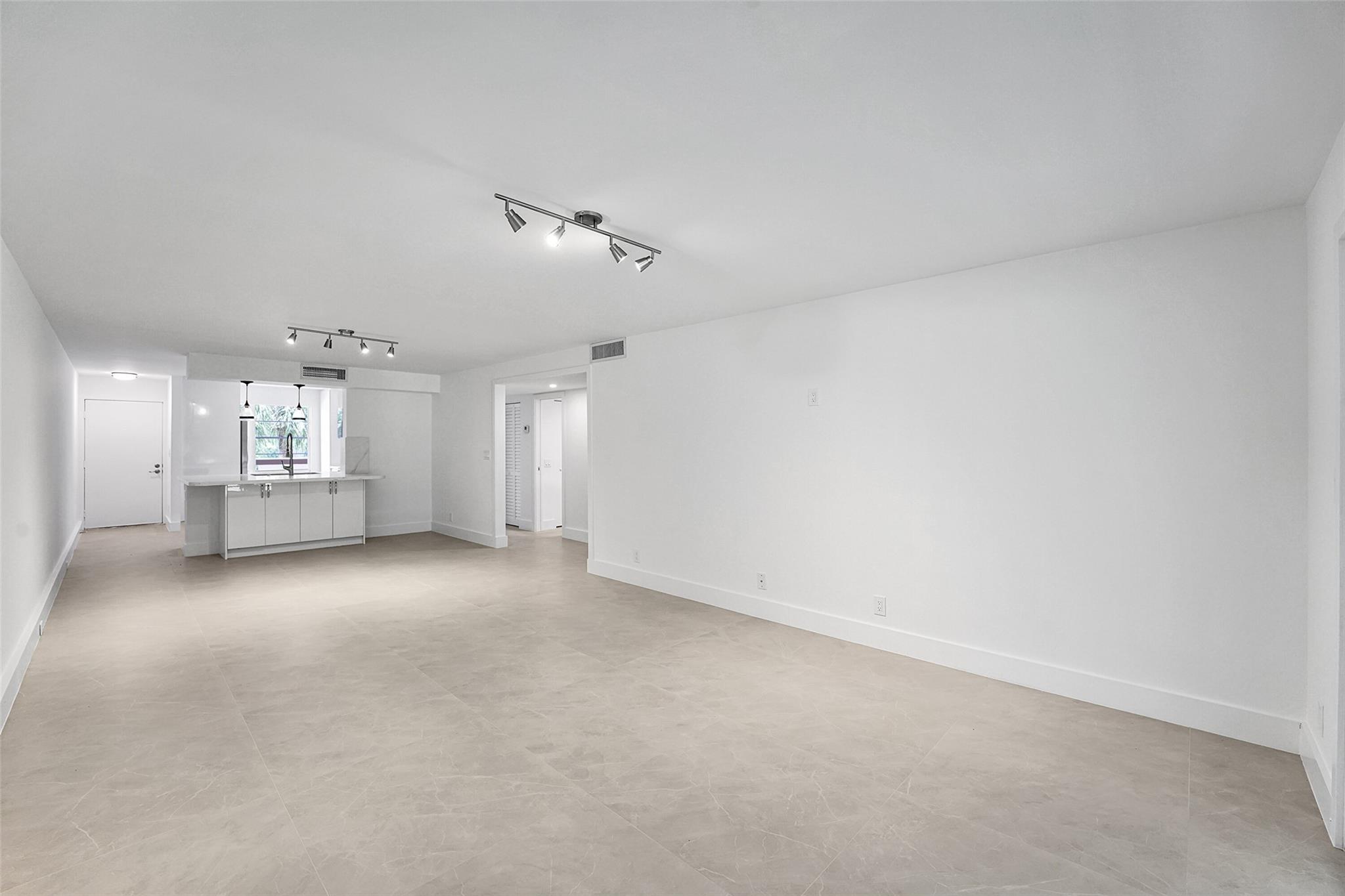 Wynmoor Villag - Residential