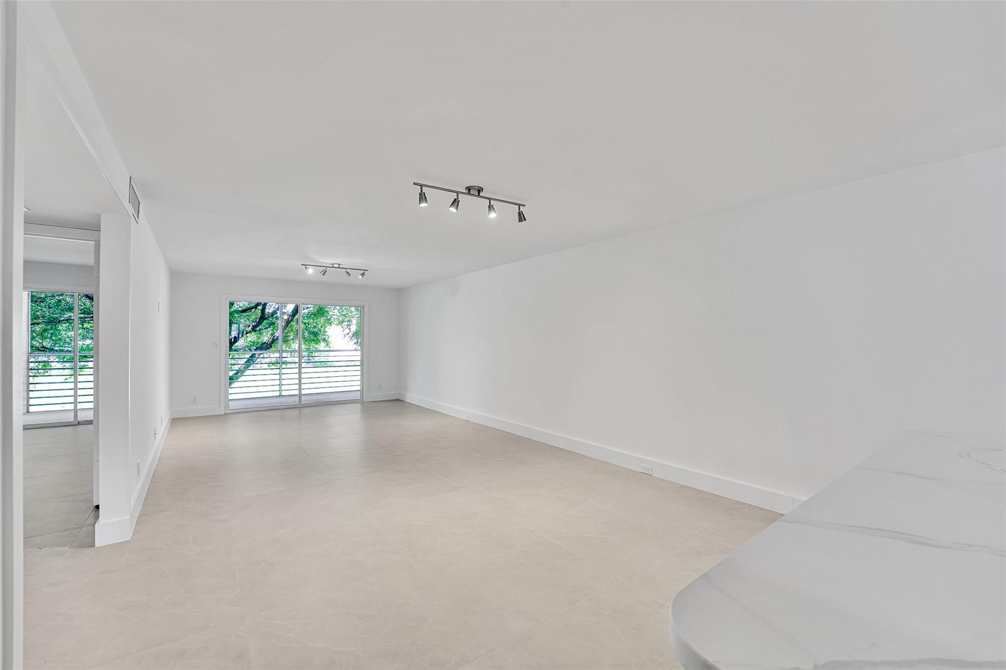 Wynmoor Villag - Residential