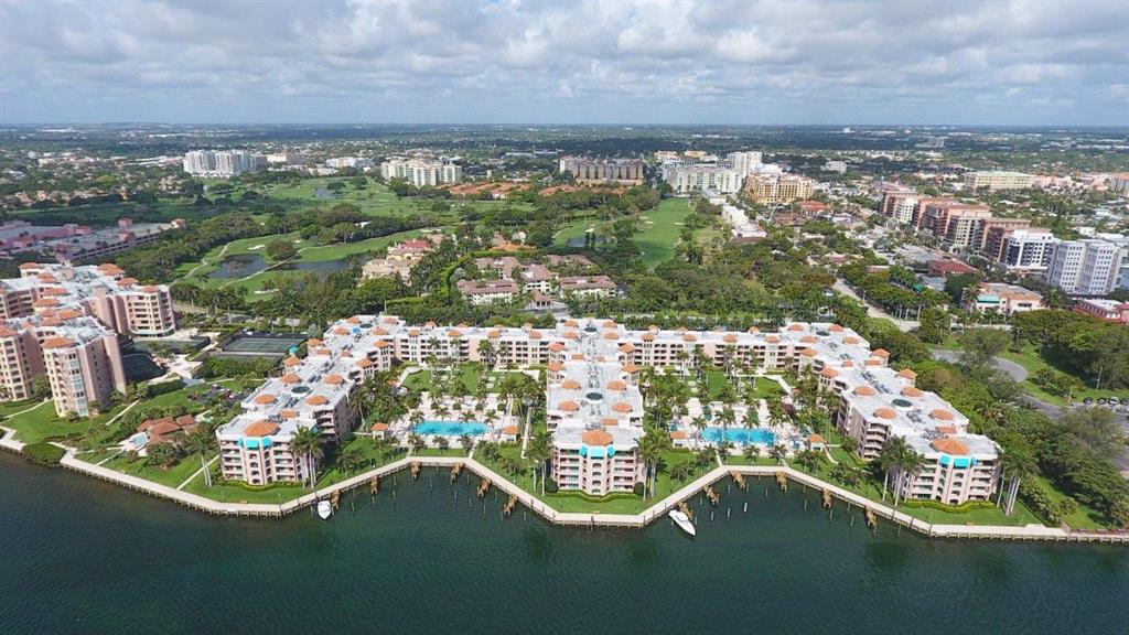 MIZNER COURT - Residential