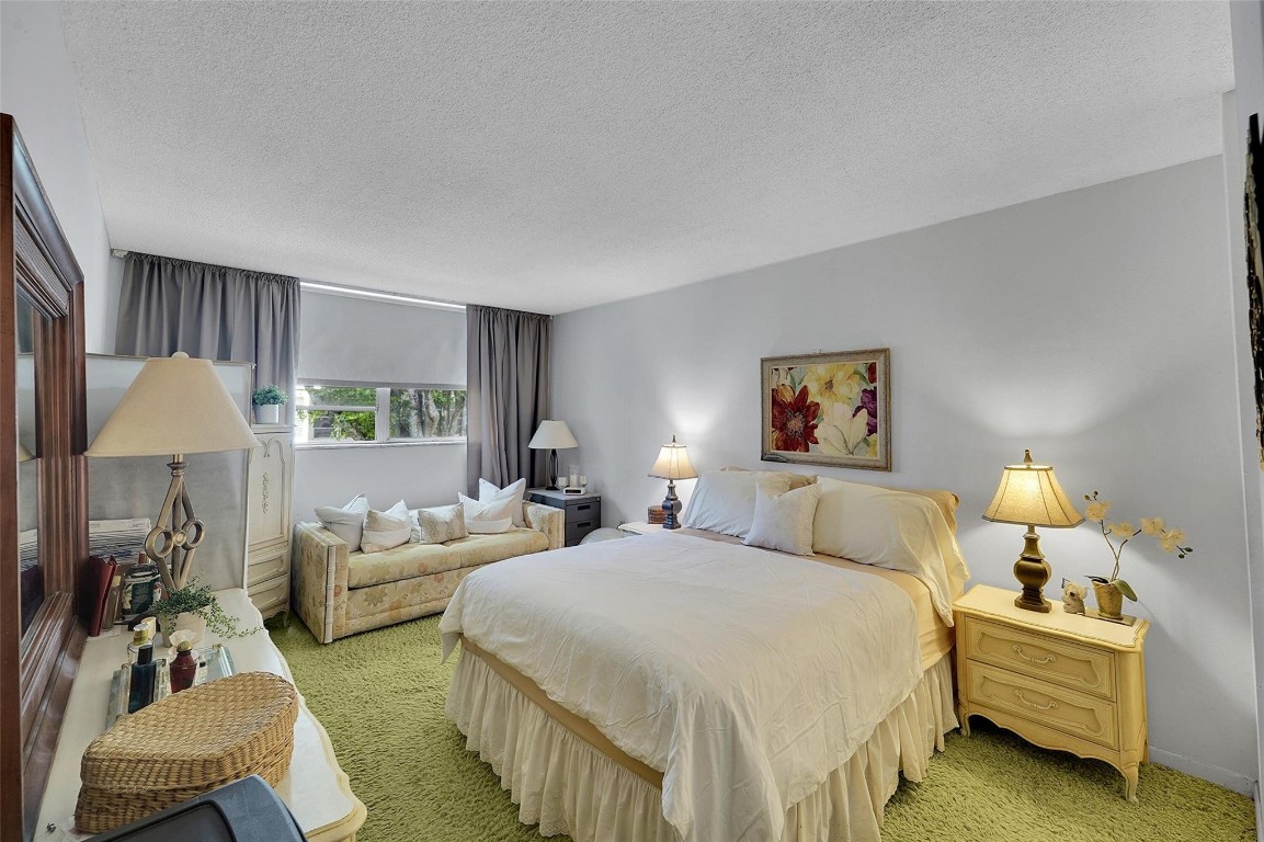 LIME BAY CONDOMINIUM - Residential