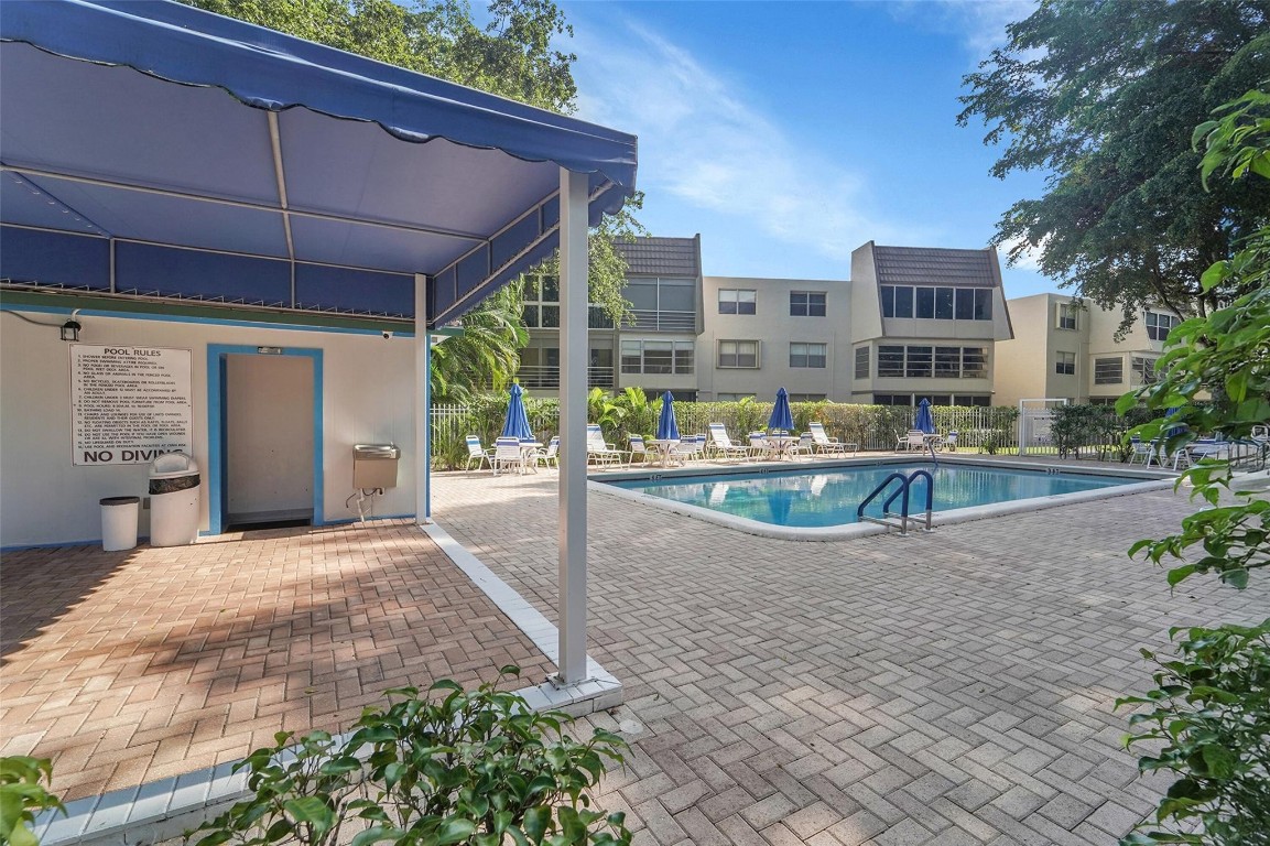 LIME BAY CONDOMINIUM - Residential