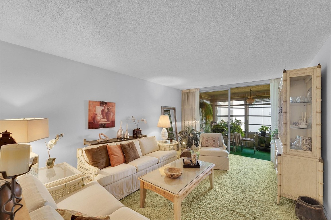 LIME BAY CONDOMINIUM - Residential