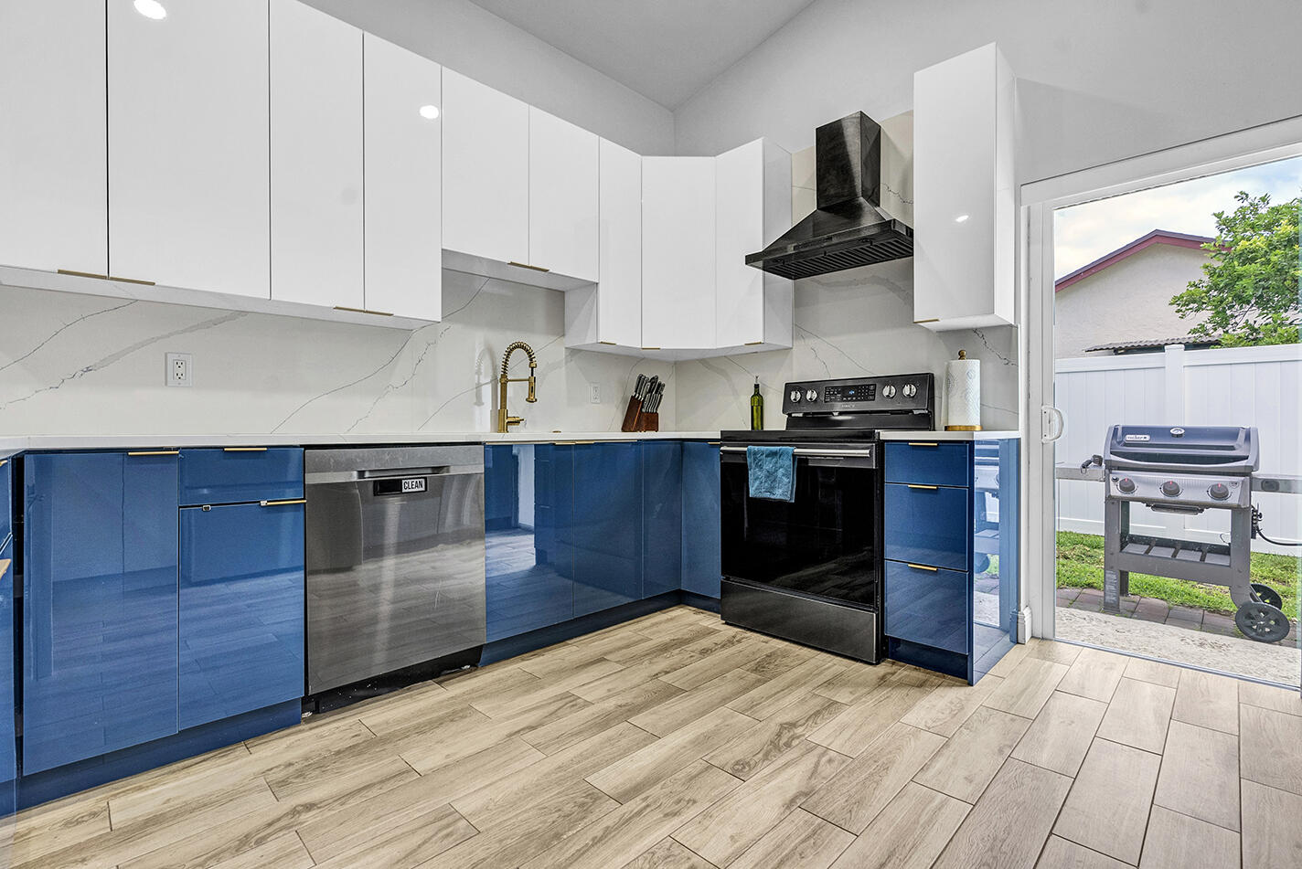 AMERICAN HOMES AT BOCA RATON 10 - Residential Lease