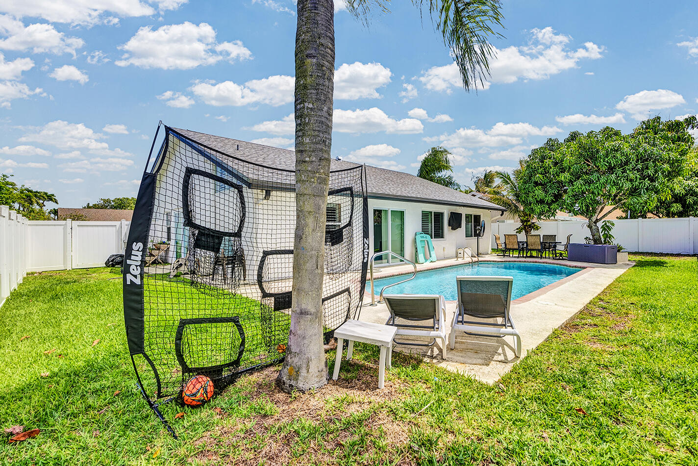 AMERICAN HOMES AT BOCA RATON 10 - Residential Lease