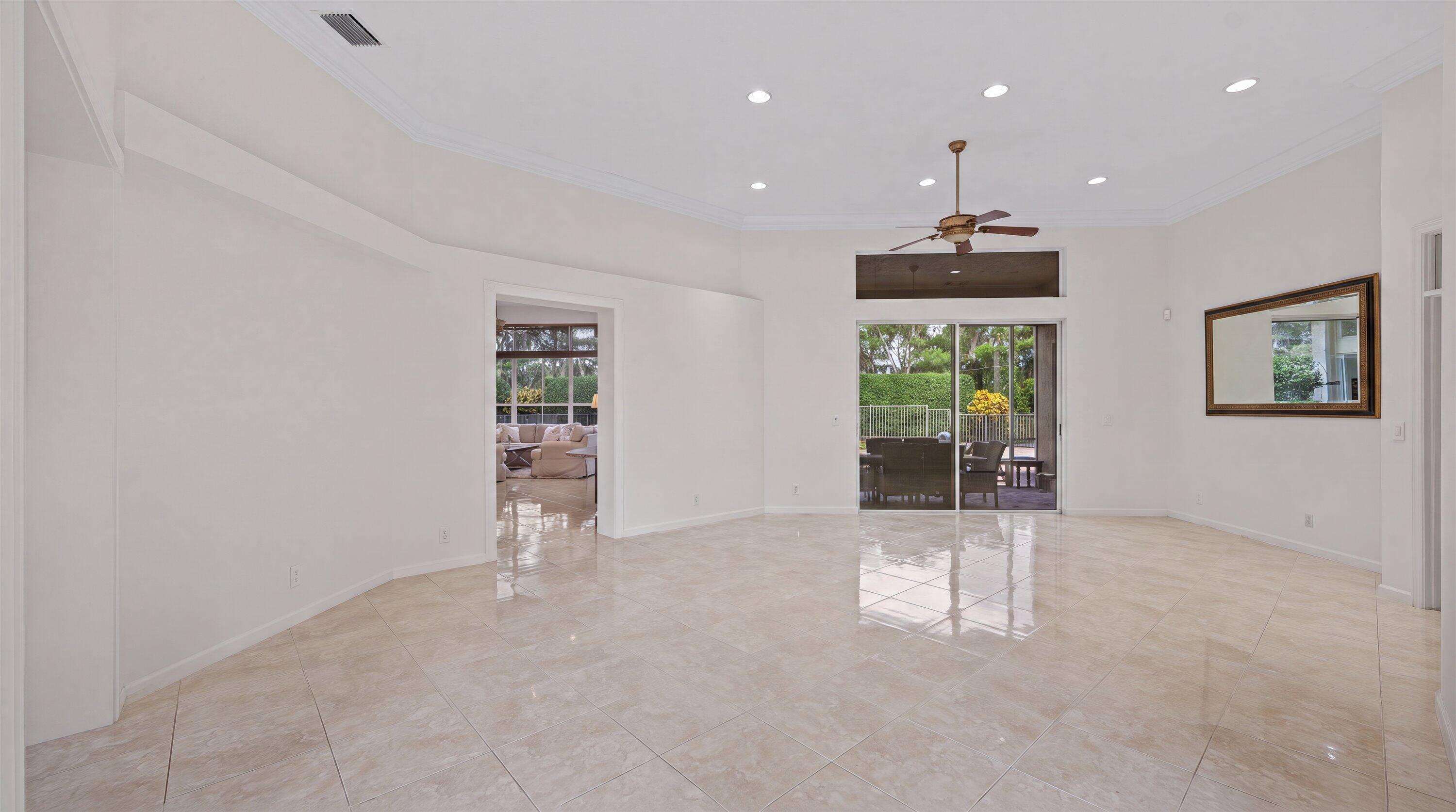 893 FOREST GLEN Lane