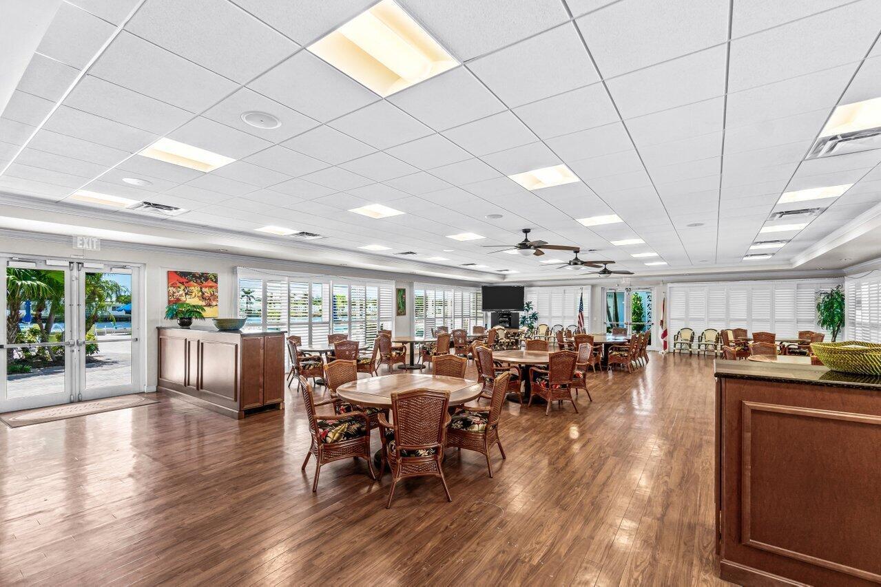 SEAGATE OF GULFSTREAM CONDO - Residential