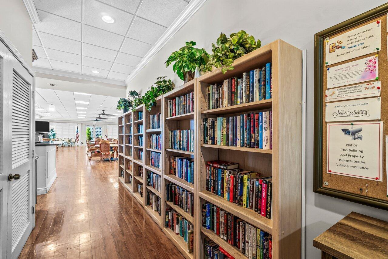 SEAGATE OF GULFSTREAM CONDO - Residential