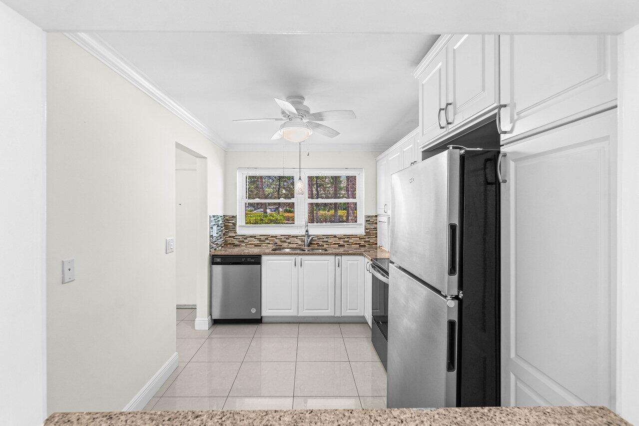 SEAGATE OF GULFSTREAM CONDO - Residential