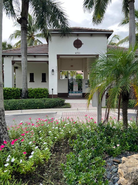 Tiny photo for 4784 Acadian Trail, Coconut Creek, FL 33073 (MLS # B26086659)