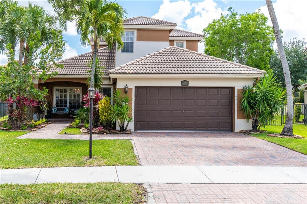 Parkland Isles 164-42 B - Residential