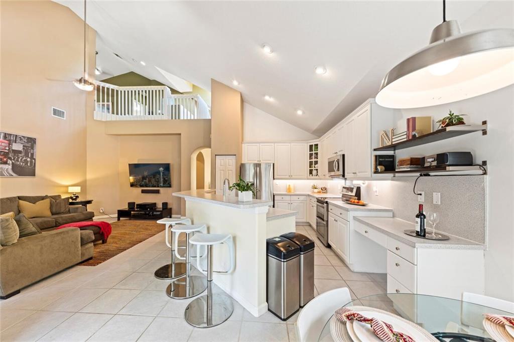 Parkland Isles 164-42 B - Residential