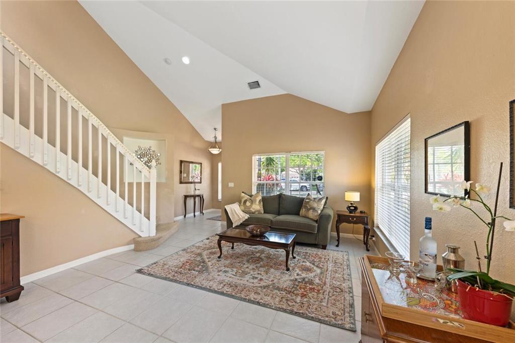 Parkland Isles 164-42 B - Residential