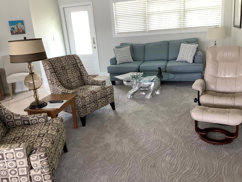 Photo of 1127 E Seminole 11b Avenue #11 B, Jupiter, FL 33477 (MLS # R11105577)