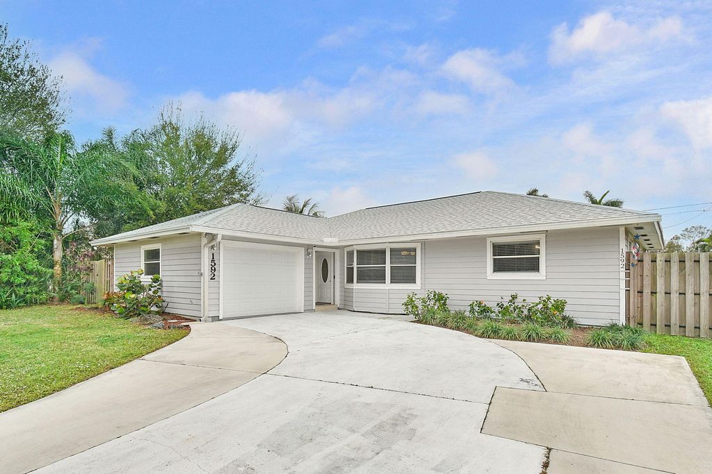 Photo of 1592 SW Aledo Lane, Port Saint Lucie, FL 34953 (MLS # R11055108)