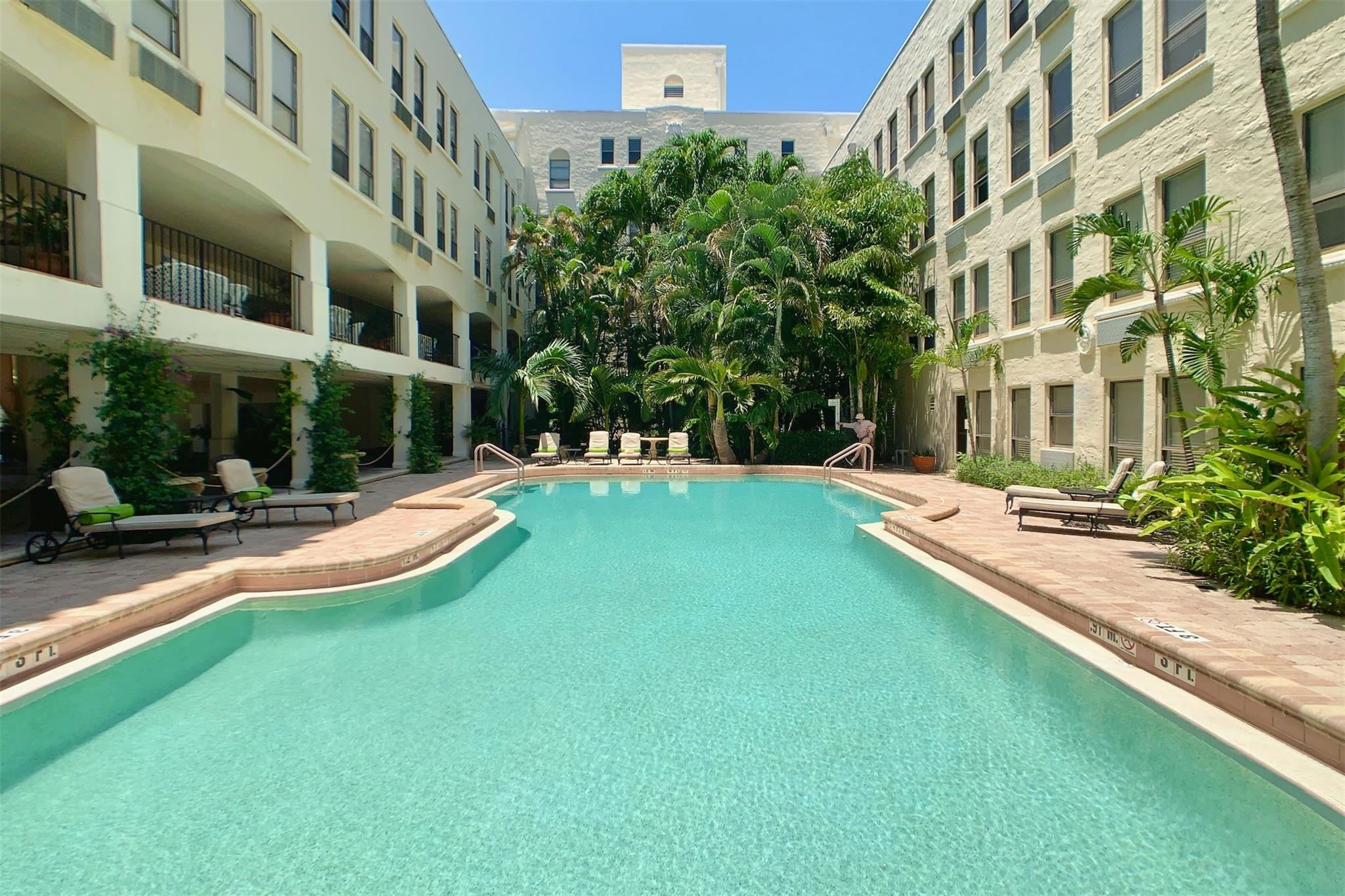 235 Sunrise Ave 2217