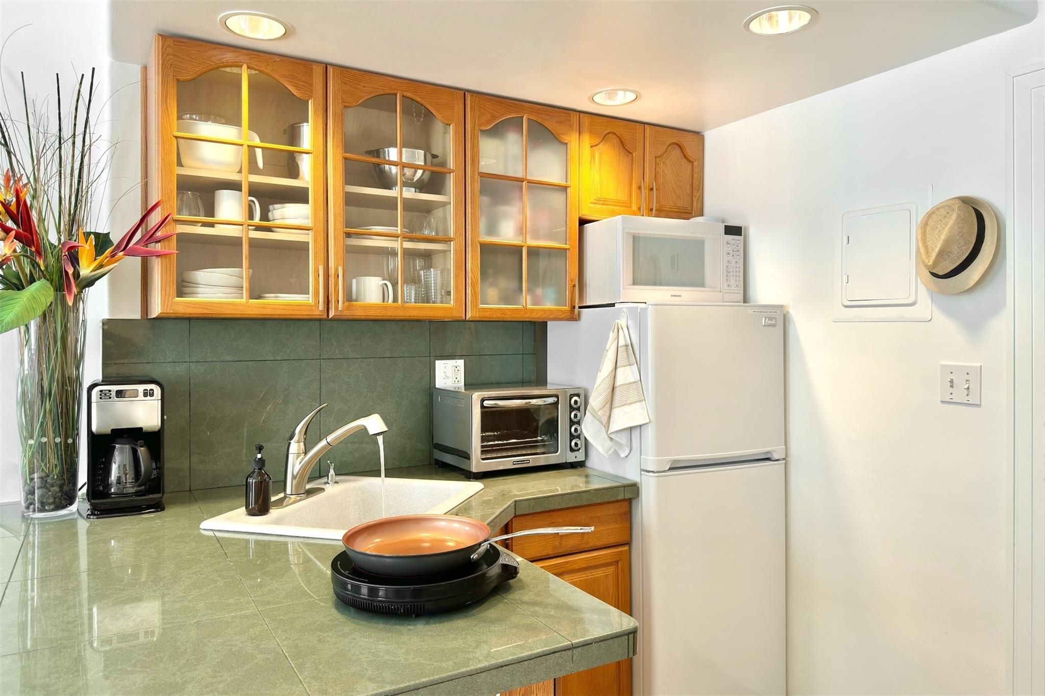 235 Sunrise Ave 2217