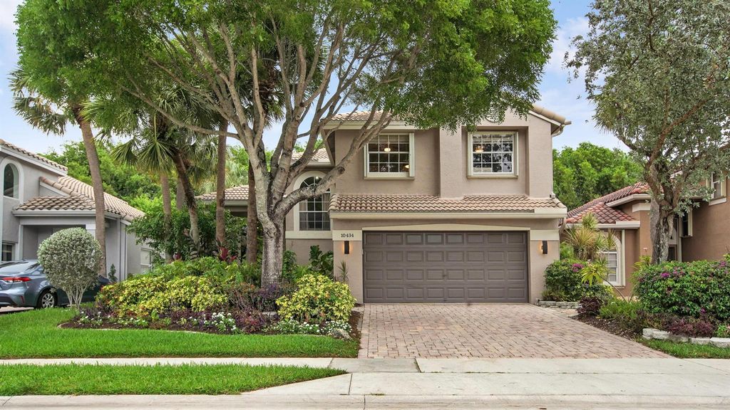 Photo of 10434 Buena Ventura Drive, Boca Raton, FL 33498 (MLS # R11094630)