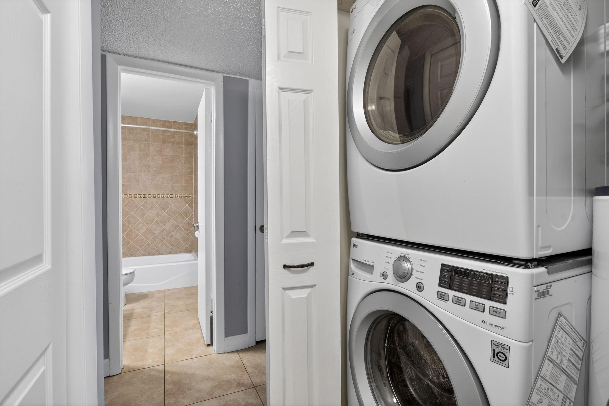 Condominium 6 Of Lighthou - Residential Lease