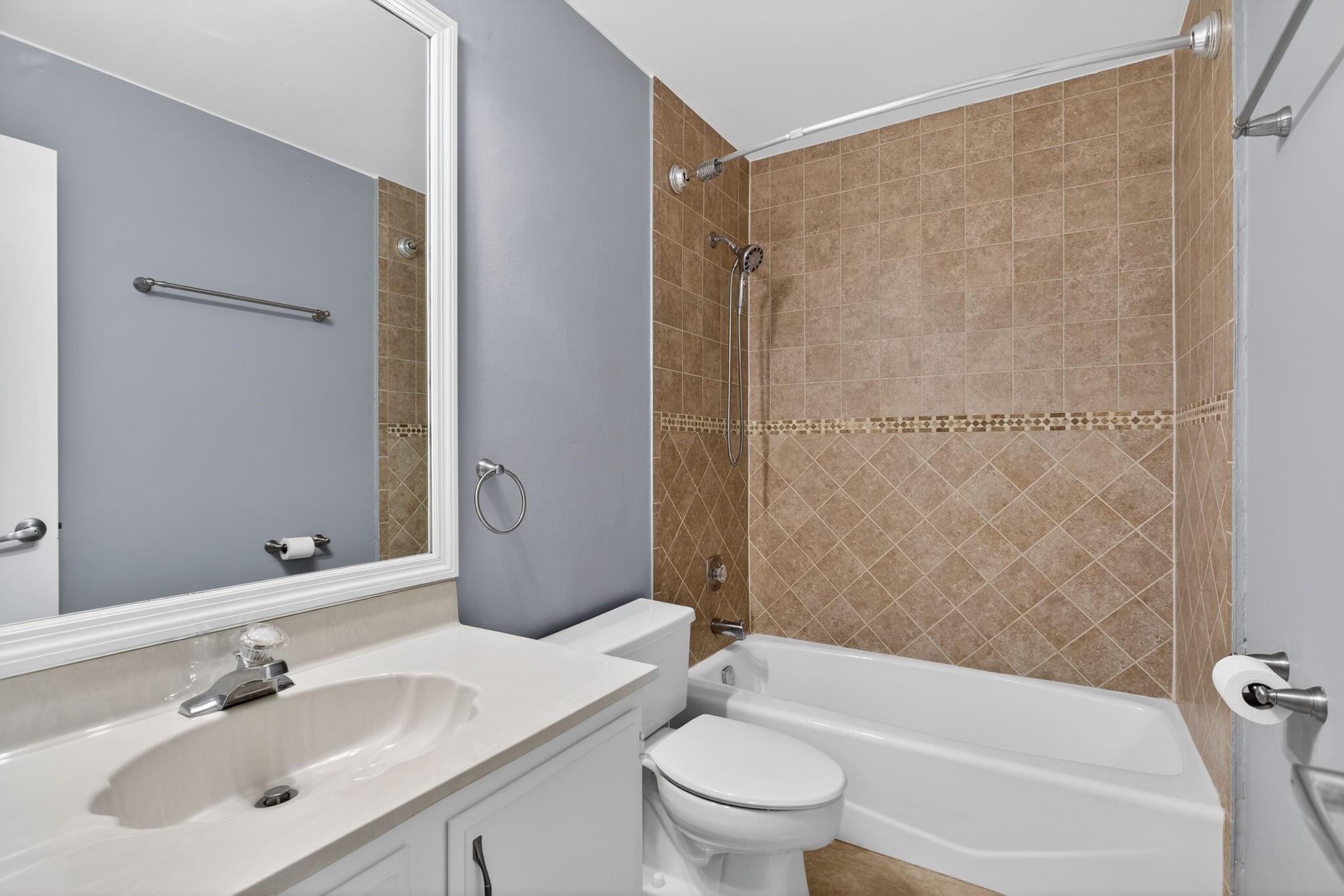 Condominium 6 Of Lighthou - Residential Lease