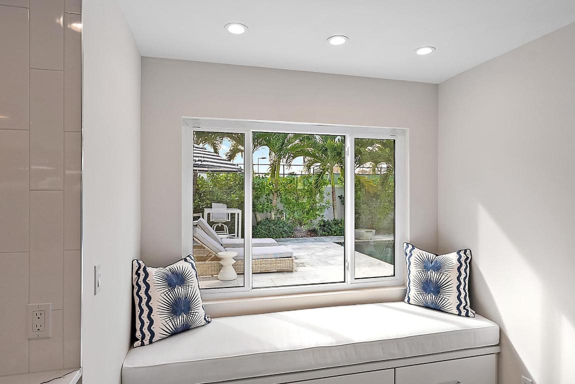 OCEAN WALK - Residential Lease
